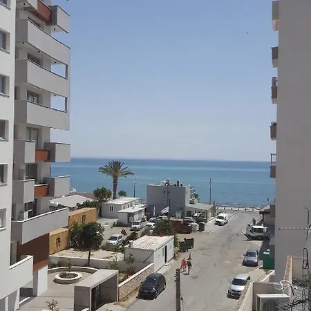 Appartamento Mackenzie Beach Larnaca